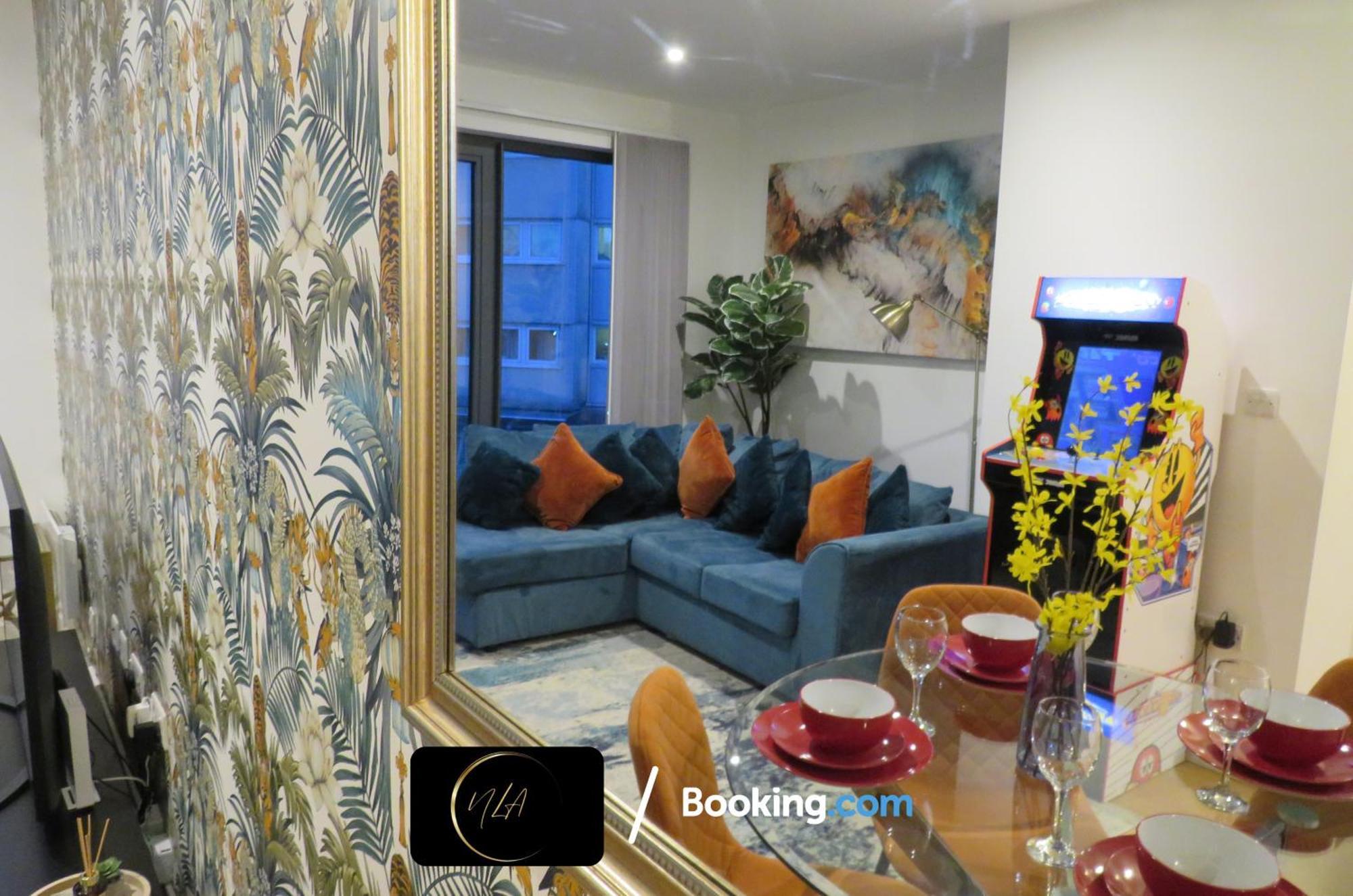 City Centre Apartment With Free Parking, 2 Bathrooms, Netflix And Wifi - Suitable For Contractors And Families - By Noor Luxury Accommodations Birmingham Eksteriør billede